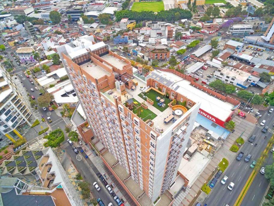Lovely 1 Bedroom Unit With Free Parking Modra Zone 4 Guatemala City Exterior foto